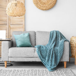 Coussins, plaids et poufs
