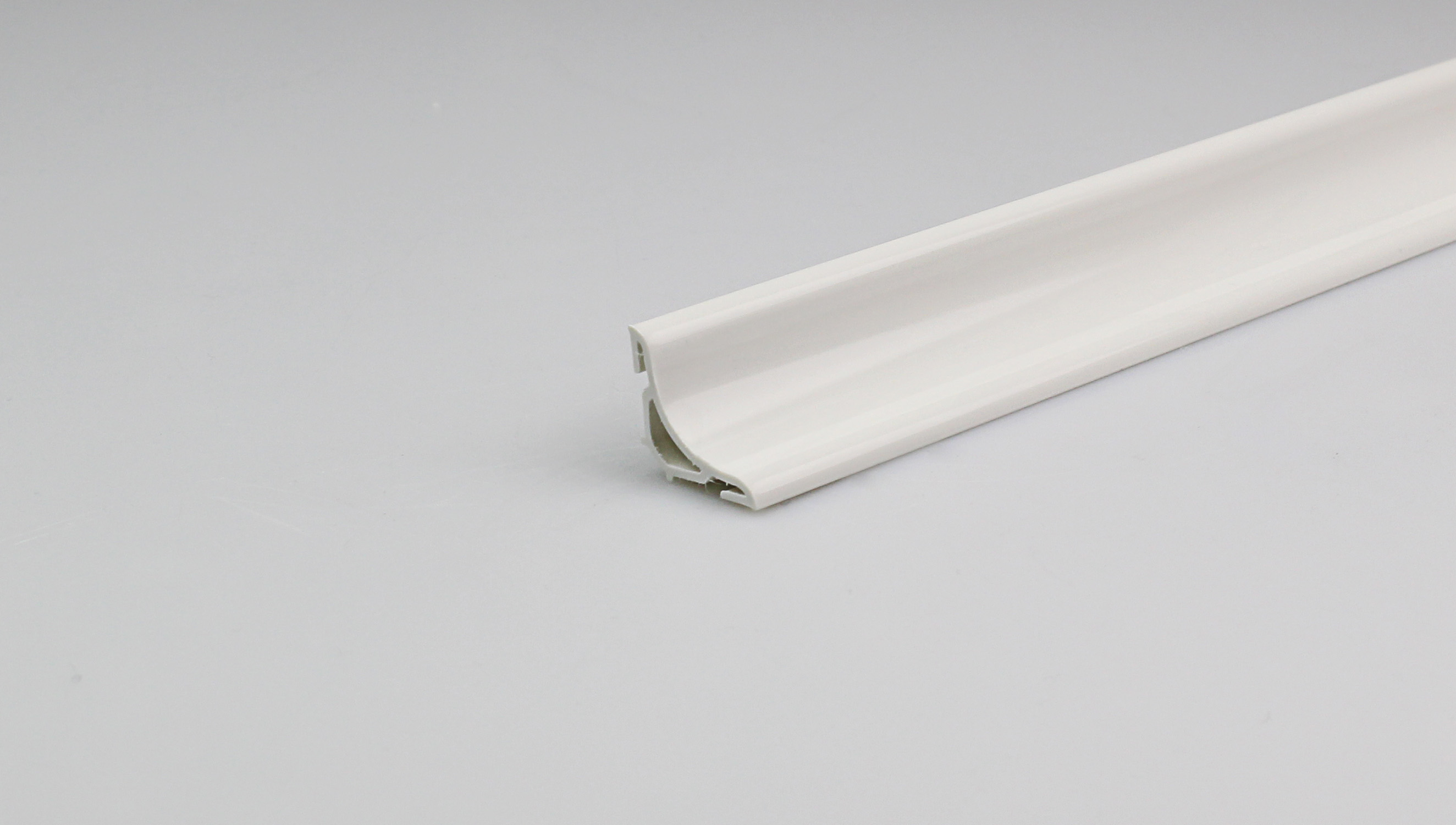 Plinthe hygiénique blanc pvc emaillé - ARCANSAS