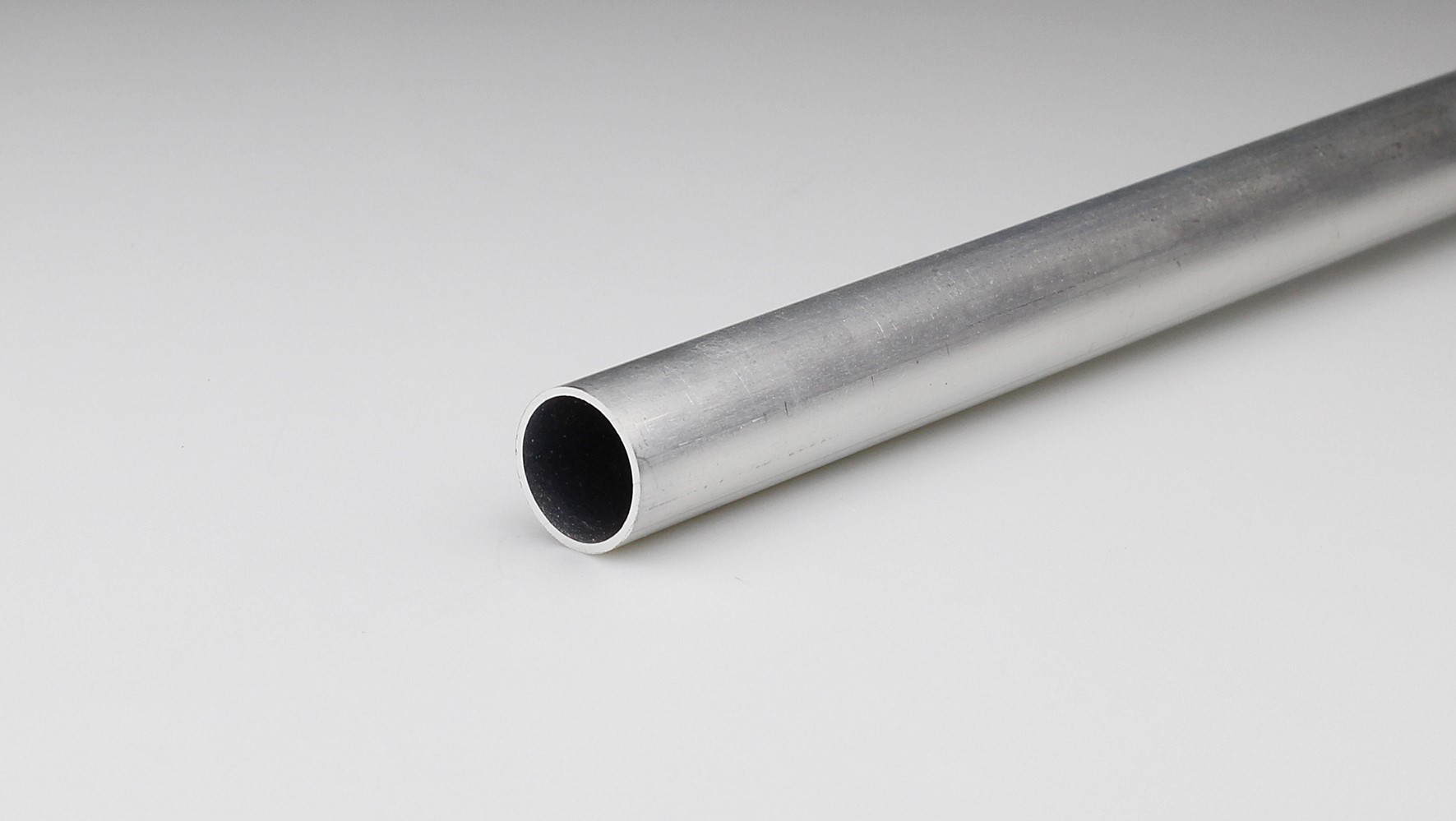 Tube rond alu naturel argent mm.8x1 - ARCANSAS