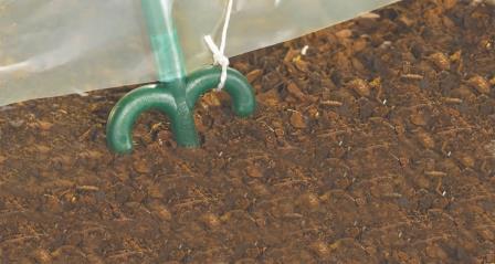 piquets plastique pour fixation au sol 0,21m - NORTENE