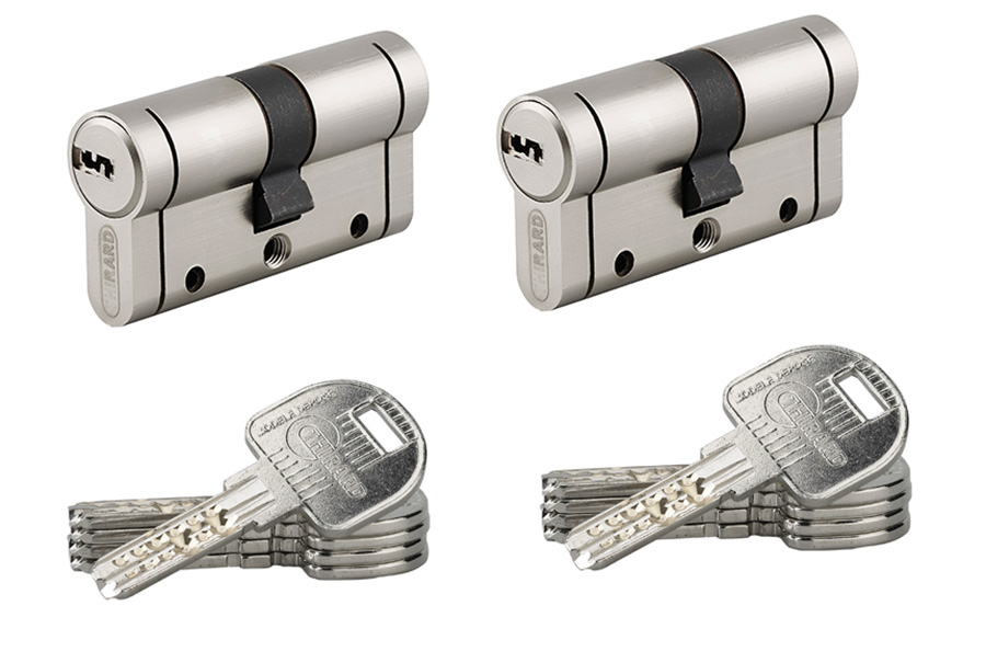 deux cylindres Trafic  12 30x30mm s'entrouvrant