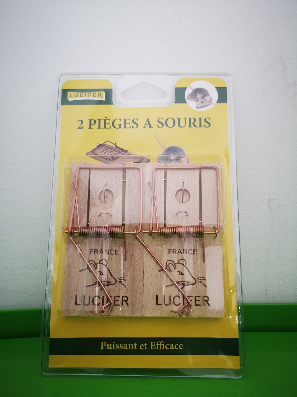 2 pièges à souris tapettes en bois