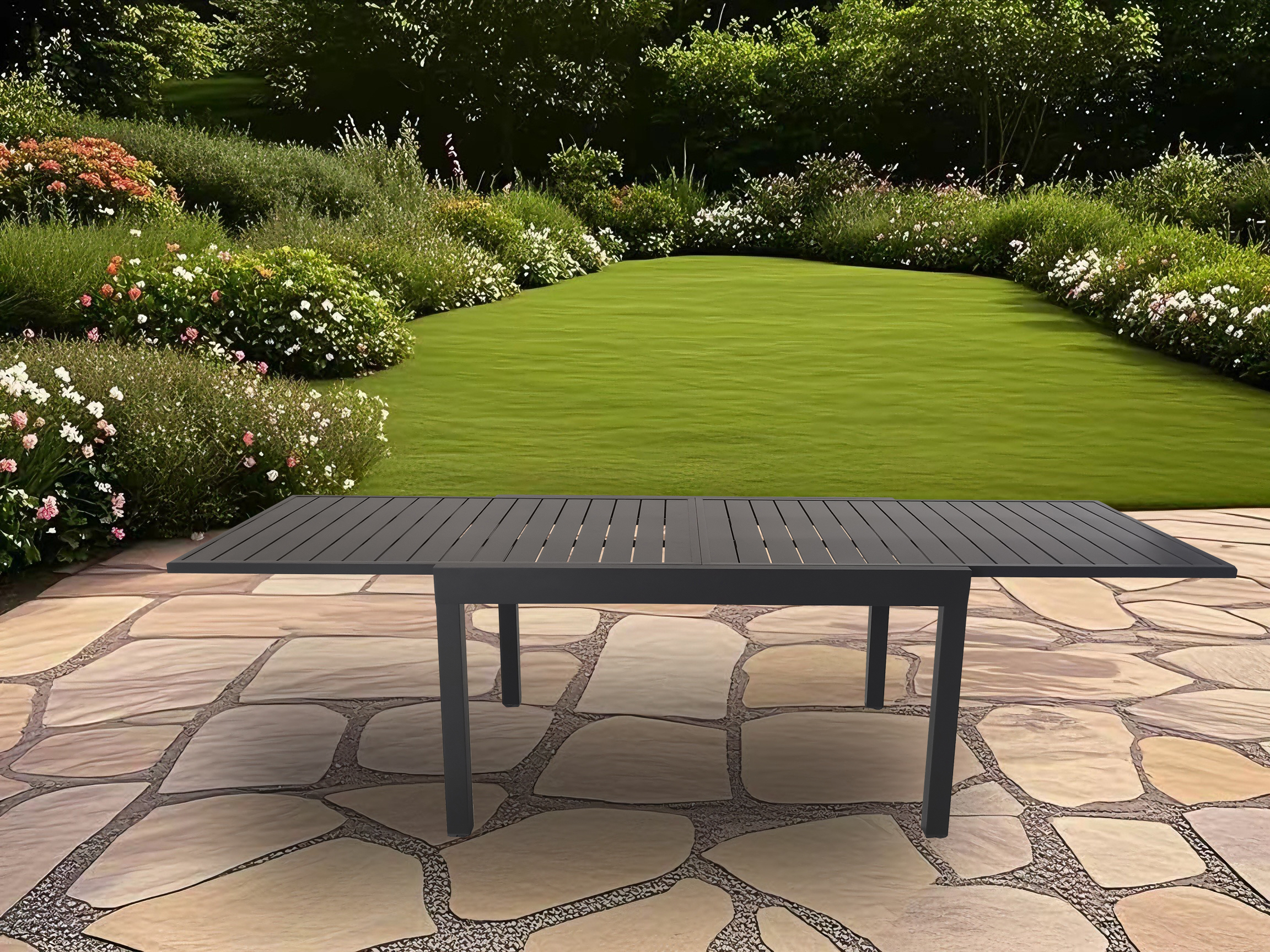 Table de jardin extensible AURORE en aluminium coloris gris anthracite - 6 à 10 personnes
