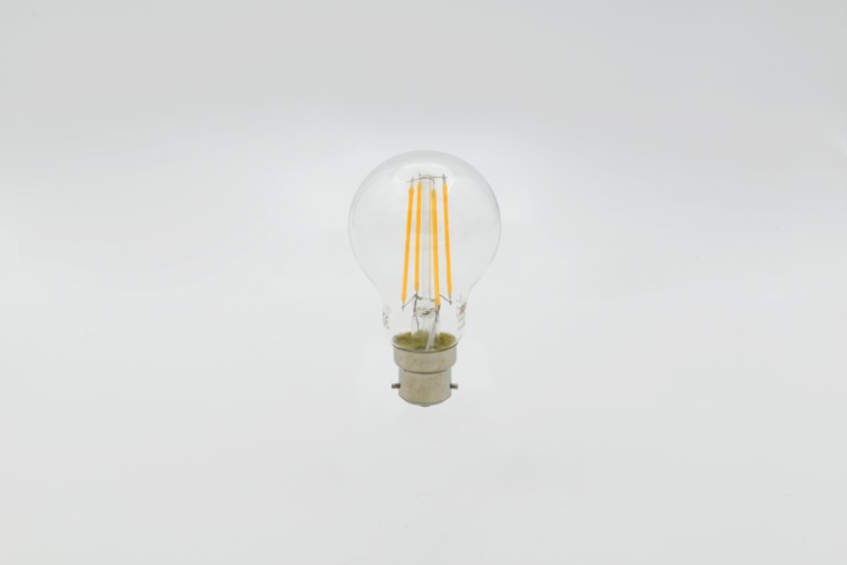 Ampoule a60 fil b22 clair 7W 2700k 806LM bt2