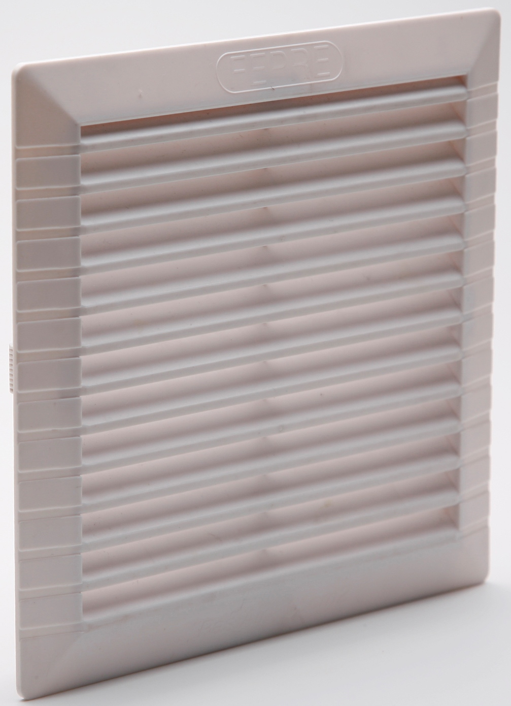 GRILLE ABS BLANC À ENCASTRER AVEC CLIPS