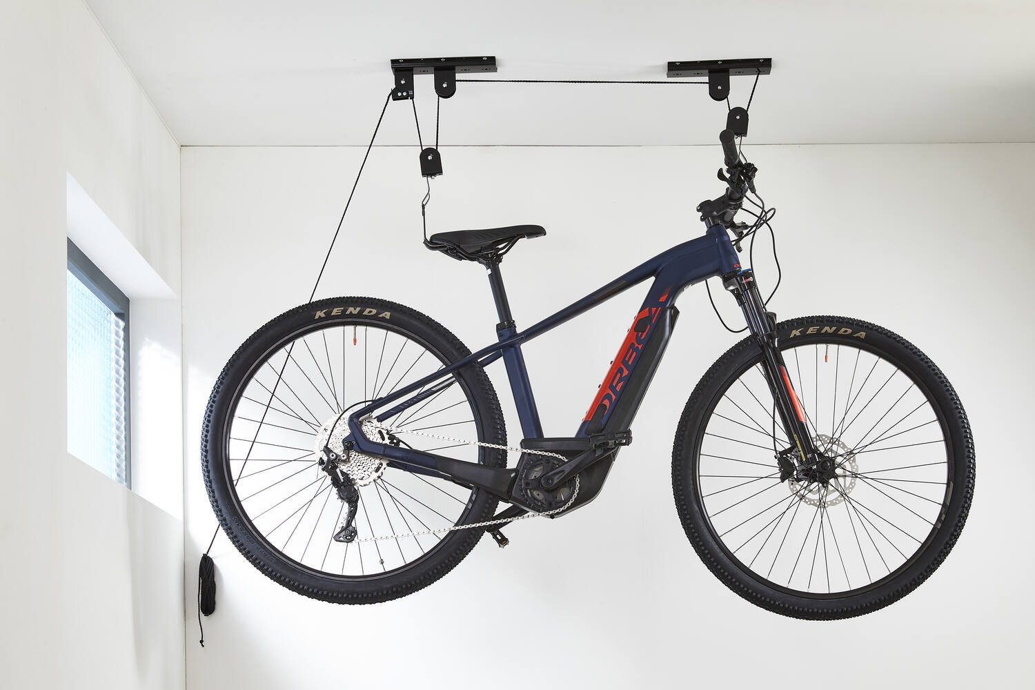 Range Vélo Suspendu Corde + Poulie Max.20kg - MOTTEZ