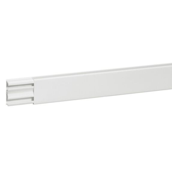 Moulure 40x16mm avec cloison - blanc - LEGRAND
