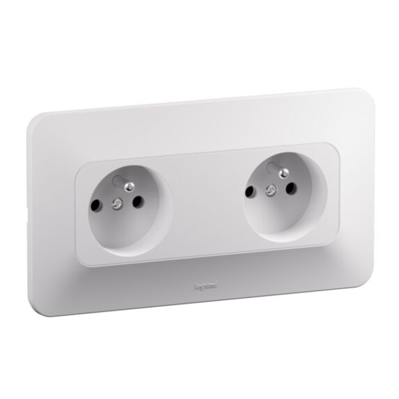 Double prise de courant avec terre horizontale 16A bornes automatiques blanc - LEGRAND
