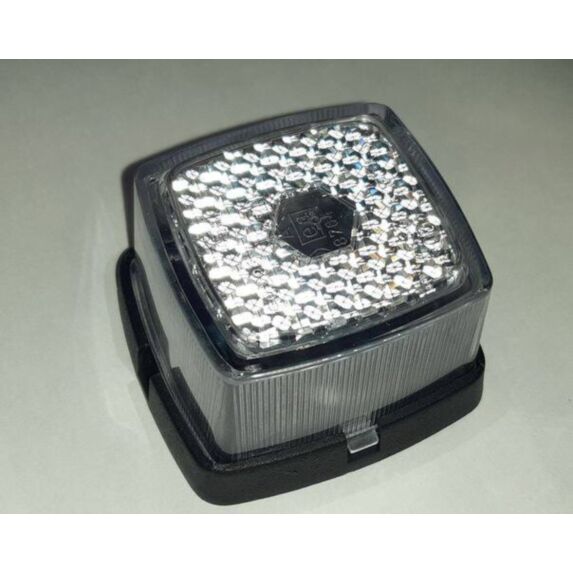 1 feu de position SACEX blanc