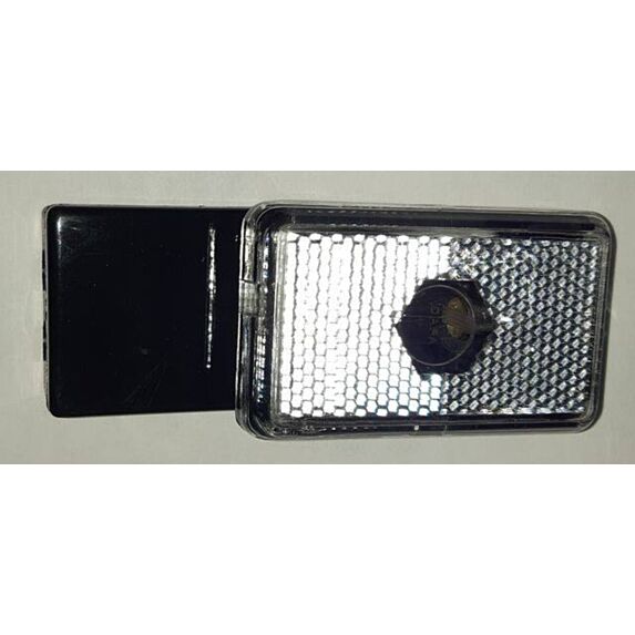 1 feu de position DAFA gauche