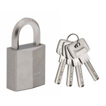Cadenas en laiton massif nickelé 