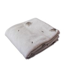 Plaid flanelle, motif imprimé feuilles, 125x150cm