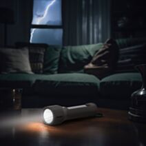 Lampe torche solaire hybride - ENERGIZER