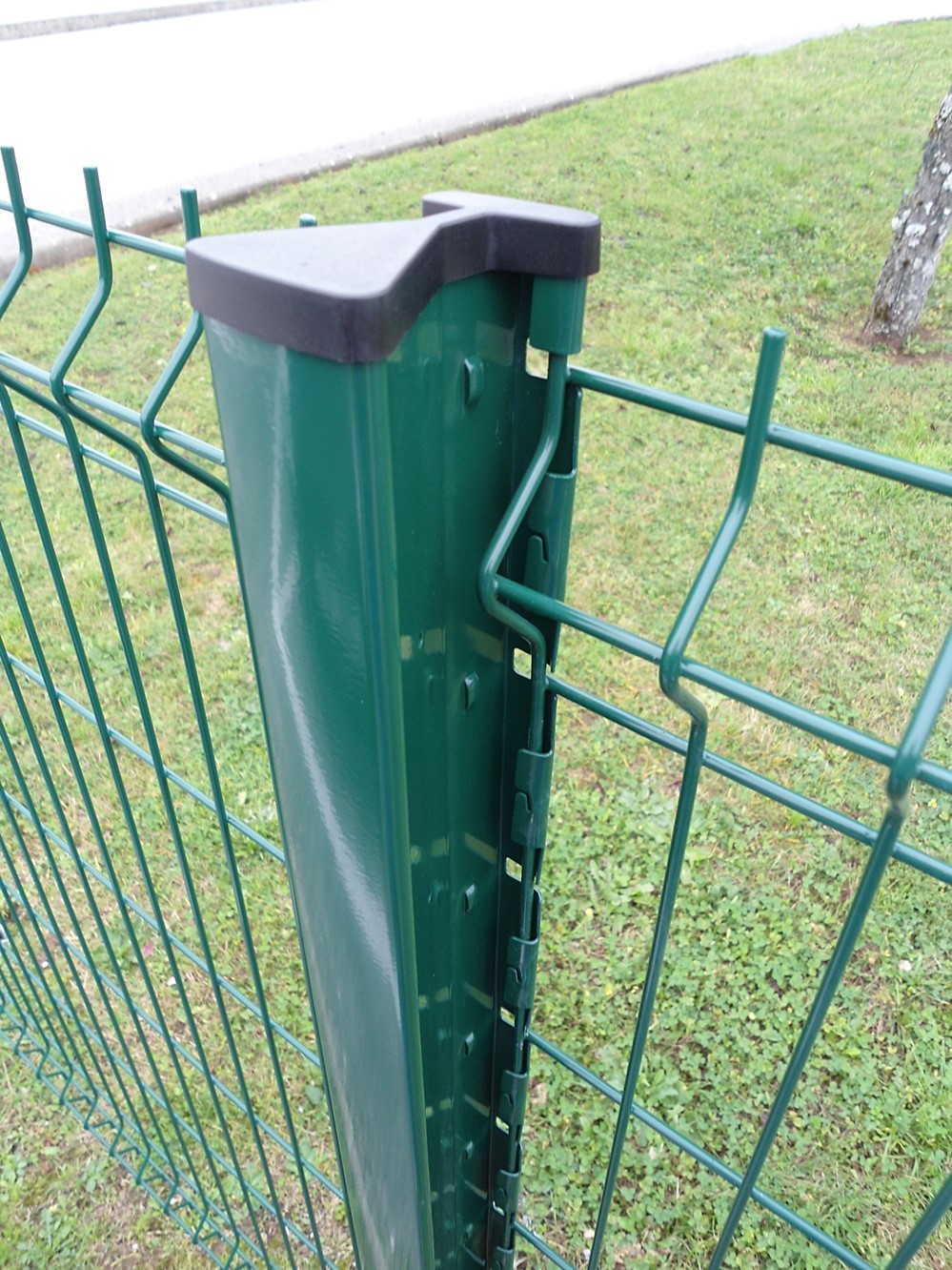 poteau à clipser vert plastifié 1.57m - FILIAC