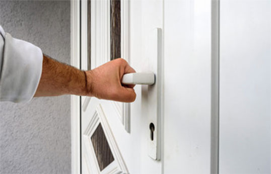 poignée porte main moulure alpertec poignée porte main moulure alpertec